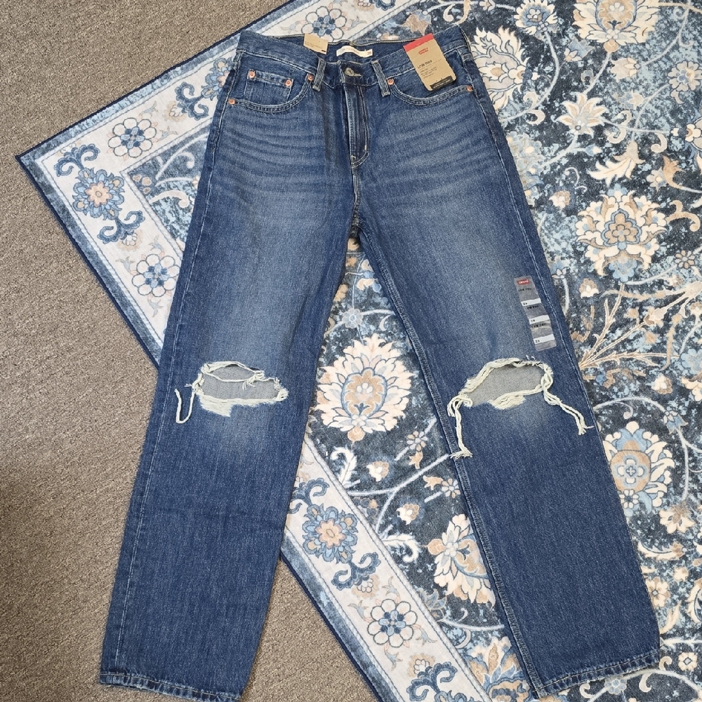 Levi's Relaxed Fit Blue Jeans with Ripped Knees